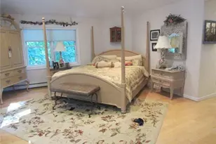 7 Bluebird Ln, Huntington, NY 11743 - Photo 11