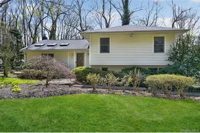 7 Bluebird Lane, Huntington, NY 11743 - Photo 1
