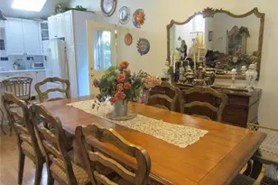 7 Bluebird Ln, Huntington, NY 11743 - Photo 5