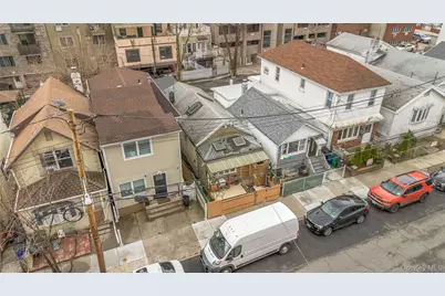 1120 Banner Avenue, Brooklyn, NY 11235 - Photo 41