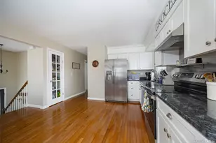 41 Cornell Ave, Red Hook, NY 12571 - Photo 9
