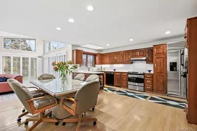 16 Dell Drive, Eastchester, NY 10709 - Photo 15