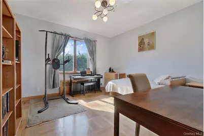418 Beach 145th Street, Neponsit, NY 11694 - Photo 9