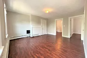 83 Albany St, Poughkeepsie, NY 12601 - Photo 11