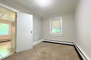 83 Albany St, Poughkeepsie, NY 12601 - Photo 17