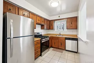 5959 Delafield Ave, Bronx, NY 10471 - Photo 7