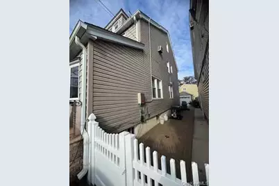 151-05 20th Road 20th, Whitestone, NY 11357 - Photo 35