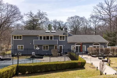 90 Belvedere Drive, Syosset, NY 11791 - Photo 25