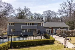 90 Belvedere Dr, Syosset, NY 11791 - Photo 25