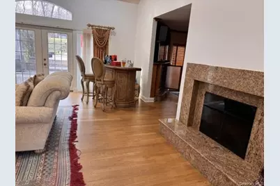 90 Belvedere Drive, Oyster Bay, NY 11791 - Photo 11