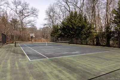 90 Belvedere Drive, Oyster Bay, NY 11791 - Photo 37