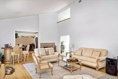 90 Belvedere Drive, Oyster Bay, NY 11791 - Photo 7