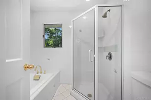 90 Belvedere Dr, Syosset, NY 11791 - Photo 25