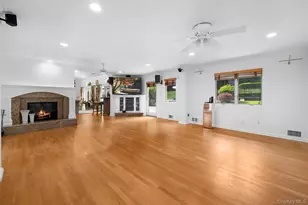 90 Belvedere Dr, Syosset, NY 11791 - Photo 15