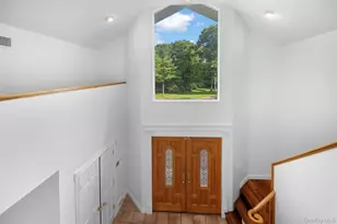 90 Belvedere Dr, Syosset, NY 11791 - Photo 5