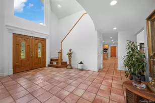 90 Belvedere Dr, Syosset, NY 11791 - Photo 7