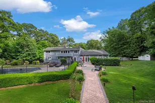 90 Belvedere Dr, Syosset, NY 11791 - Photo 47