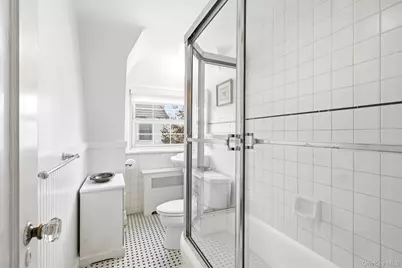 27 Valley Road, Scarsdale, NY 10583 - Photo 19