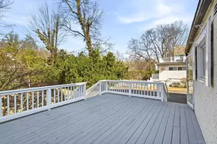 27 Valley Rd, Scarsdale, NY 10583 - Photo 31