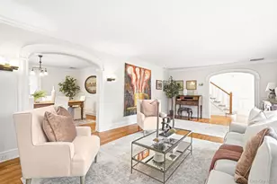 27 Valley Rd, Scarsdale, NY 10583 - Photo 7