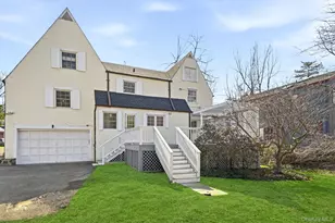 27 Valley Rd, Scarsdale, NY 10583 - Photo 33