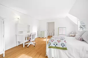 27 Valley Rd, Scarsdale, NY 10583 - Photo 23