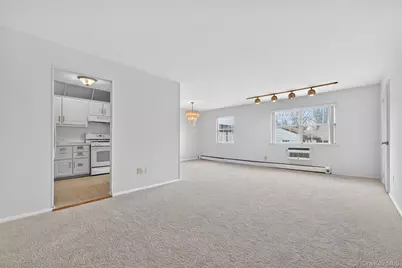 95 Parkside Drive, Suffern, NY 10901 - Photo 3