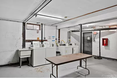 95 Parkside Drive, Suffern, NY 10901 - Photo 21