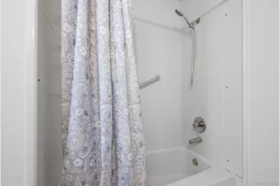 95 Parkside Drive, Suffern, NY 10901 - Photo 15