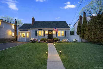 6 Mayflower Avenue, Massapequa Park, NY 11762 - Photo 1