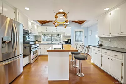 6 Mayflower Avenue, Massapequa Park, NY 11762 - Photo 11