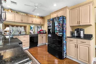 1 Northridge Cir, Huntington, NY 11743 - Photo 13