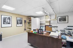 1 Northridge Cir, Huntington, NY 11743 - Photo 27