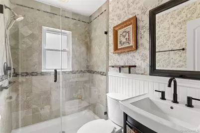 58 Roosevelt Avenue, Glen Head, NY 11545 - Photo 17