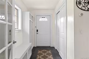 58 Roosevelt Ave, Glen Head, NY 11545 - Photo 15