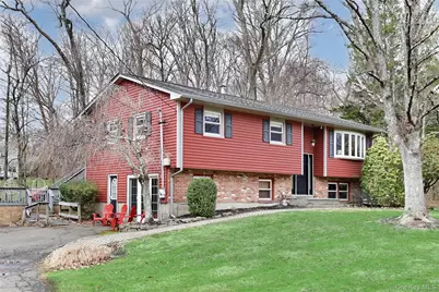 14 Montclair Avenue, Airmont, NY 10952 - Photo 31