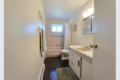 2069 Feuereisen Avenue, Ronkonkoma, NY 11779 - Photo 13