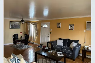 16515 Foch Boulevard, Jamaica, NY 11434 - Photo 3