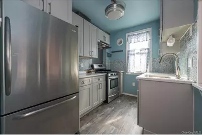 836 Edison Avenue, Bronx, NY 10465 - Photo 17