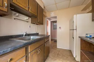 836 Edison Ave, Bronx, NY 10465 - Photo 9