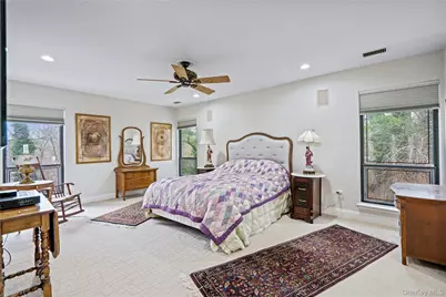 38 Maple Court, Jericho, NY 11753 - Photo 21