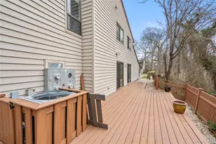 38 Maple Ct, Jericho, NY 11753 - Photo 31