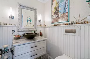 38 Maple Ct, Jericho, NY 11753 - Photo 17