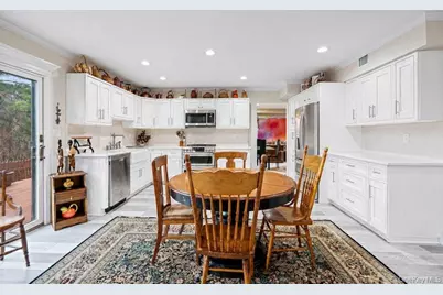 38 Maple Court, Jericho, NY 11753 - Photo 1