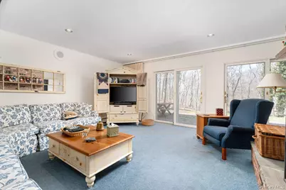 48 Farm Road, Saint James, NY 11780 - Photo 19