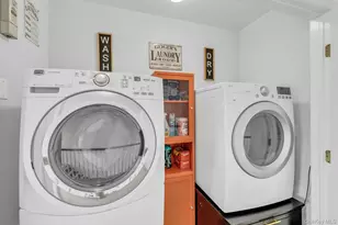 123 Jackie Ct, Patchogue, NY 11772 - Photo 25