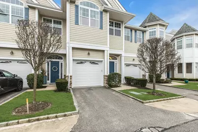 123 Jackie Court, Patchogue, NY 11772 - Photo 5
