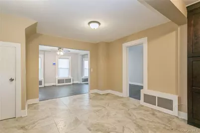 156 Bellevue Place, Yonkers, NY 10703 - Photo 17