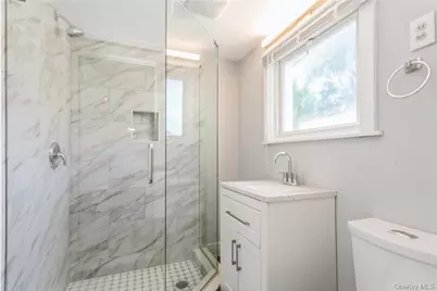 156 Bellevue Place, Yonkers, NY 10703 - Photo 19