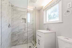 156 Bellevue Pl, Yonkers, NY 10703 - Photo 19